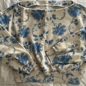 Abercrombie & Fitch Blue Floral Cream Top